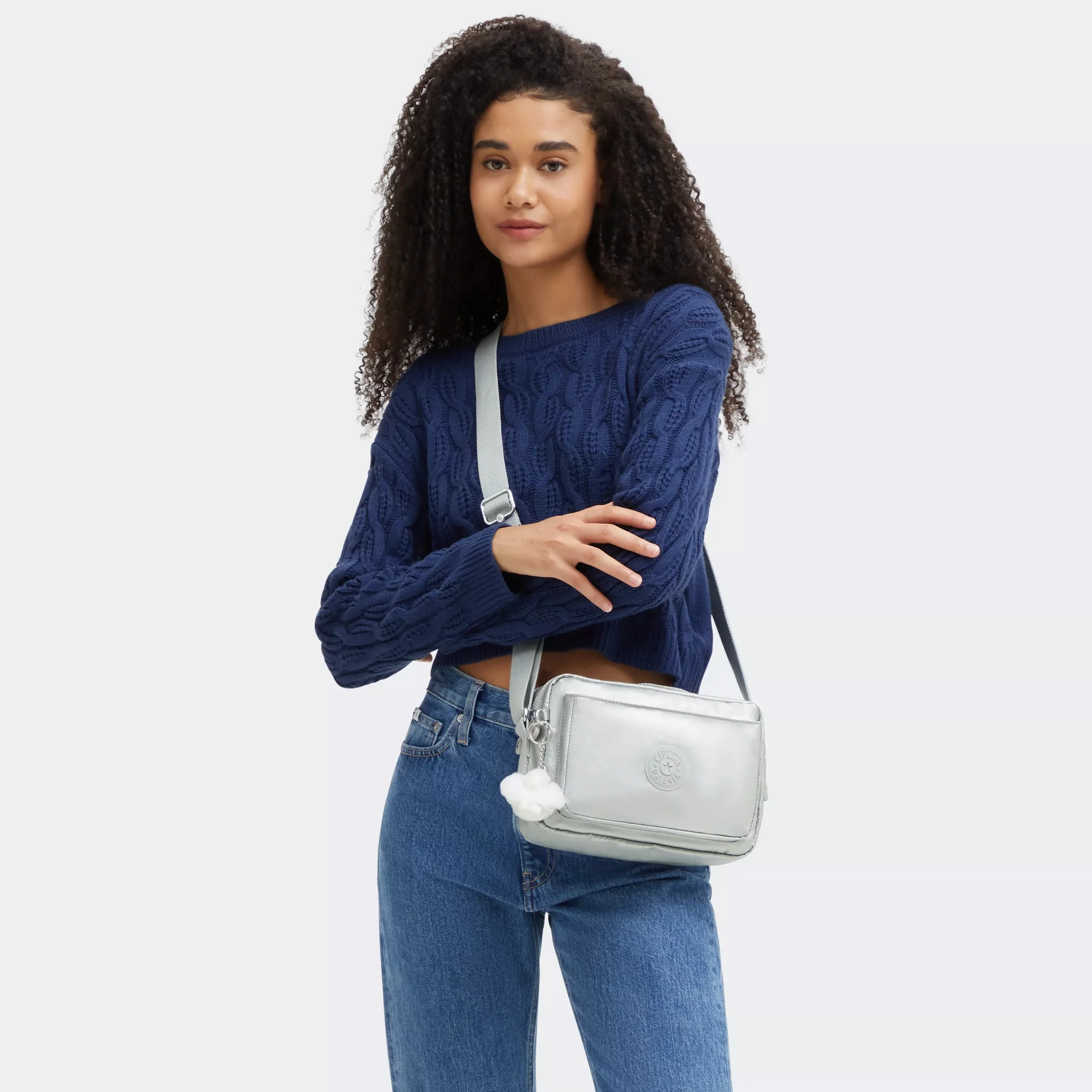 Abanu Medium Metallic Crossbody Bag - Image 7