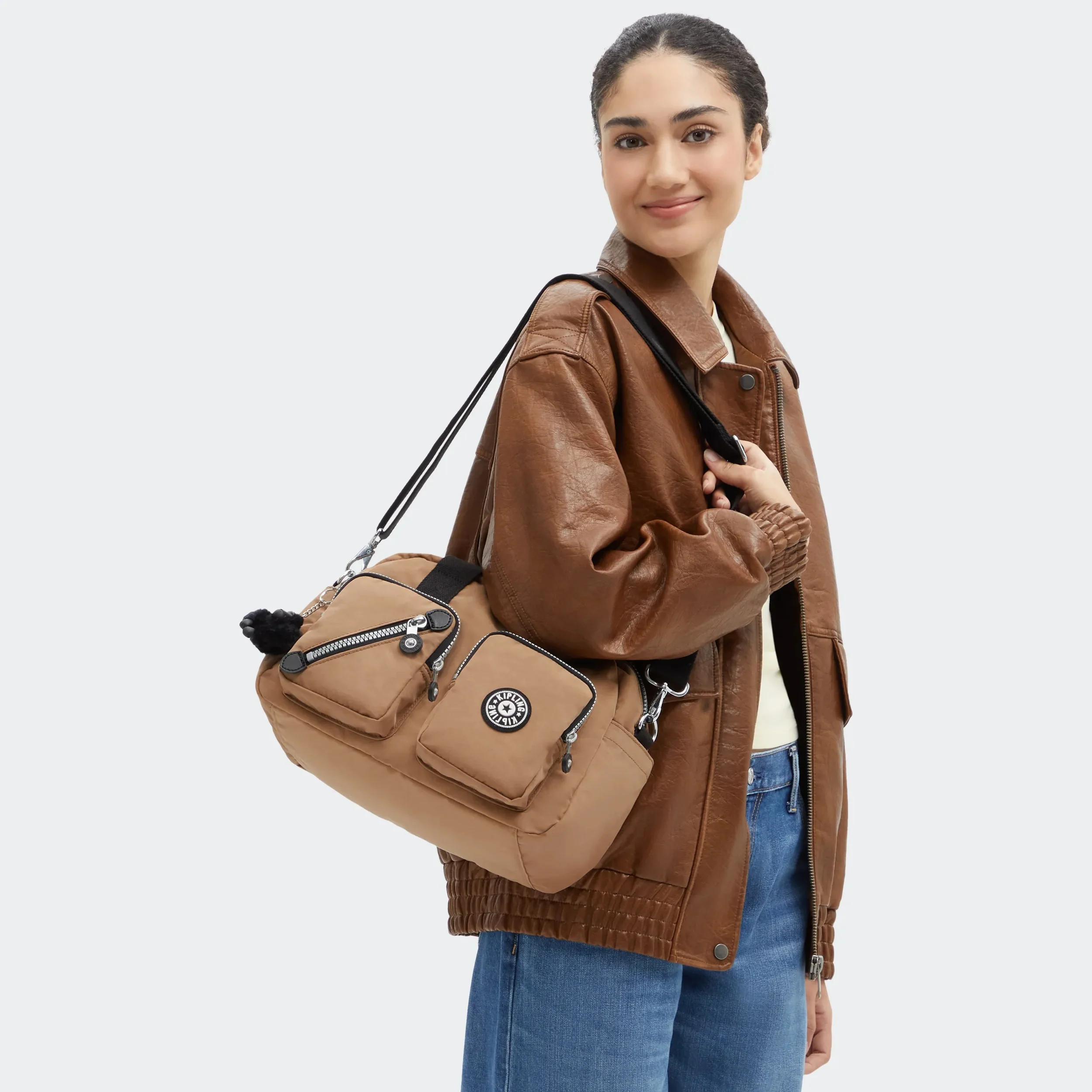 Defea Shoulder Bag - Image 2