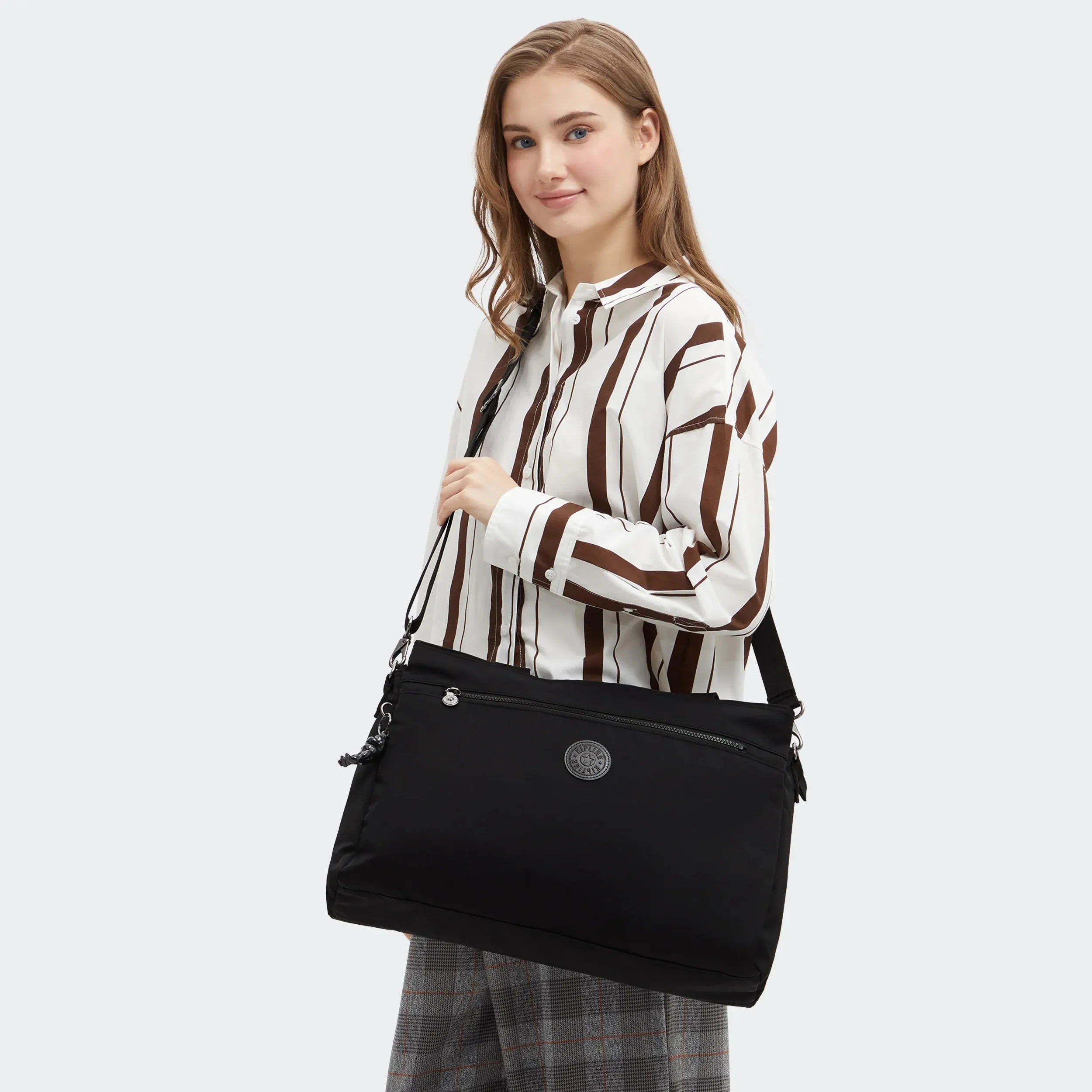 Elysia Work 15" Laptop Shoulder Bag - Image 9