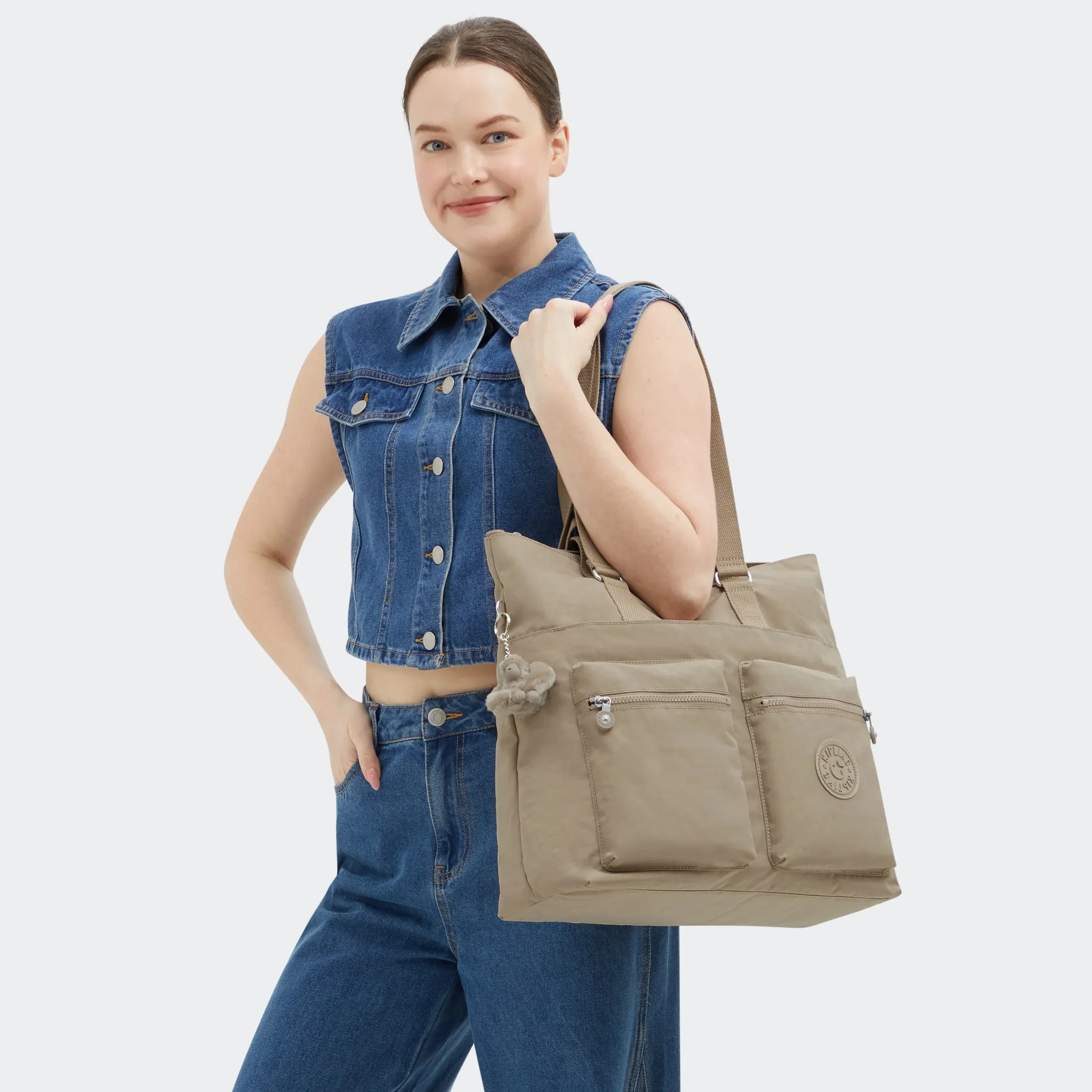 India 16" Laptop Tote Bag - Image 2