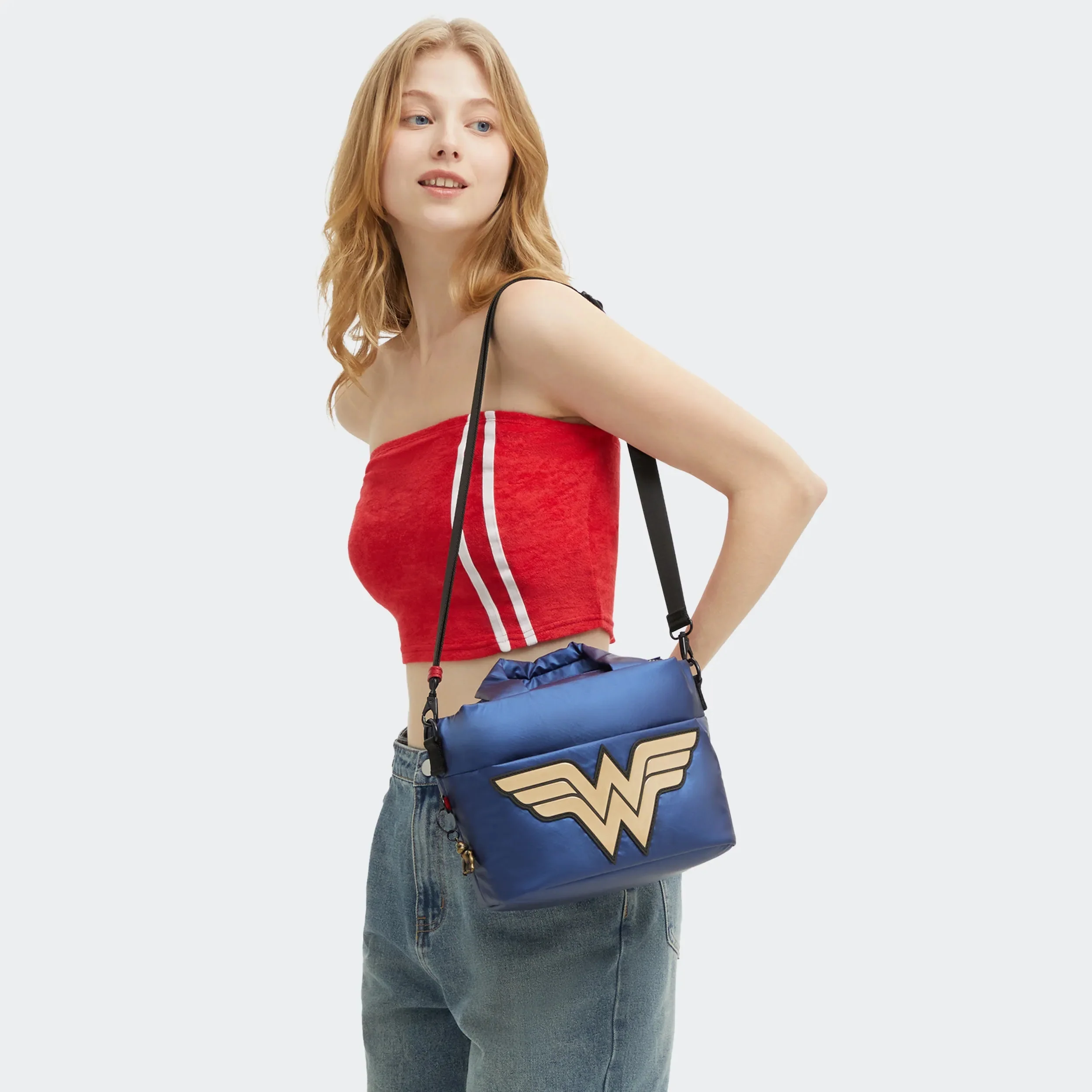 Wonder Woman Minta Pocket Shoulder Bag - Image 7