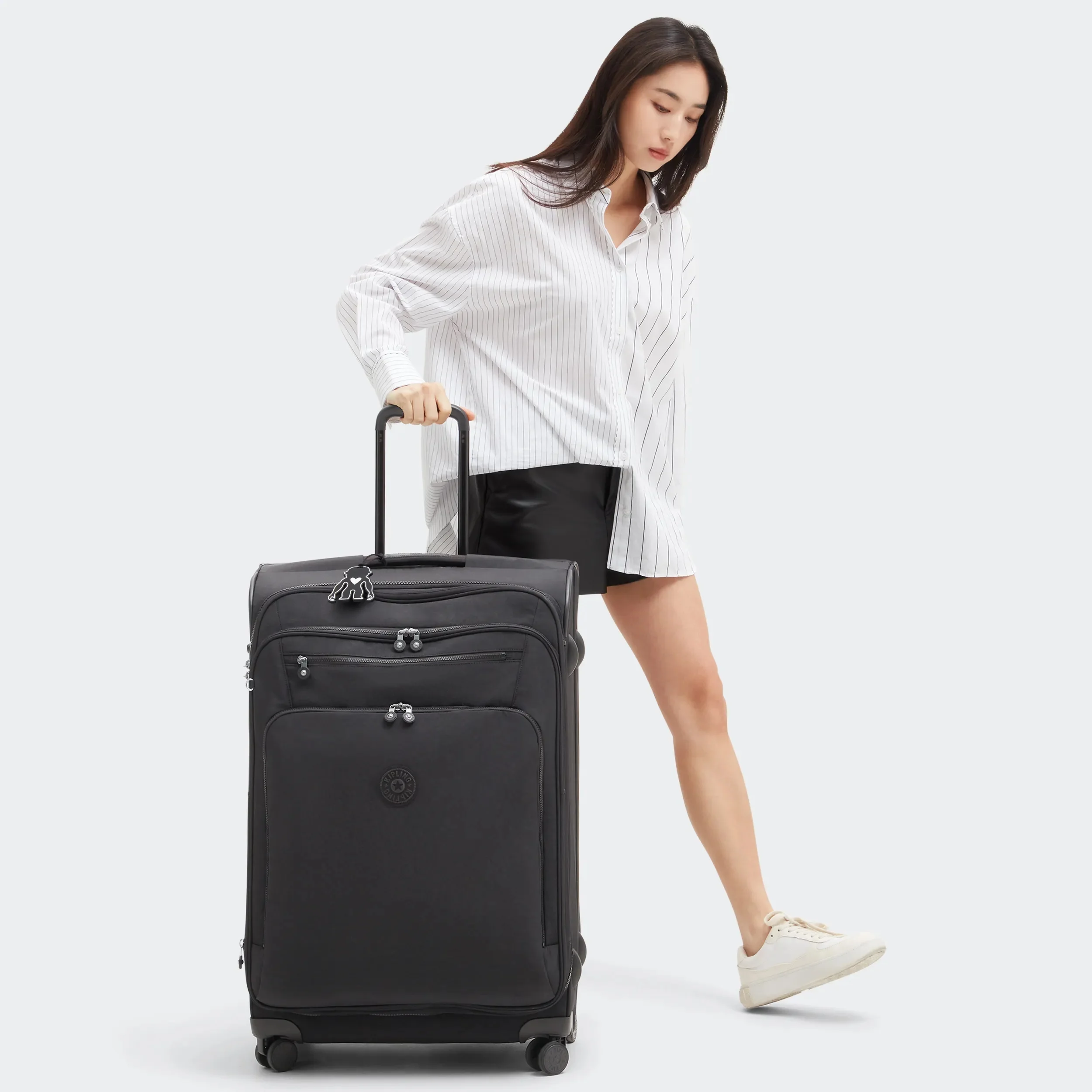Youri Spin Large 4 Wheeled Rolling Luggage - Image 2