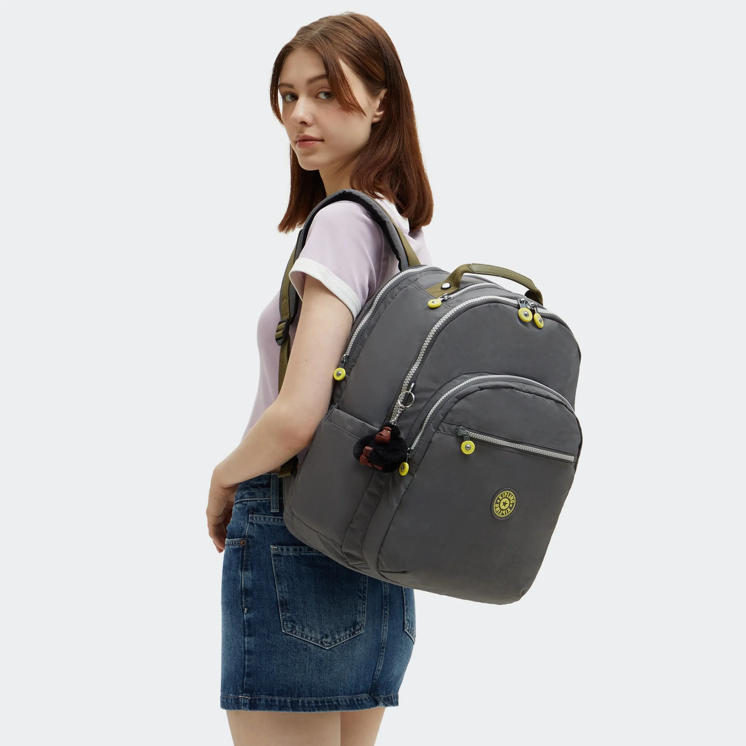 Seoul Extra Large 17" Laptop Backpack - Image 2